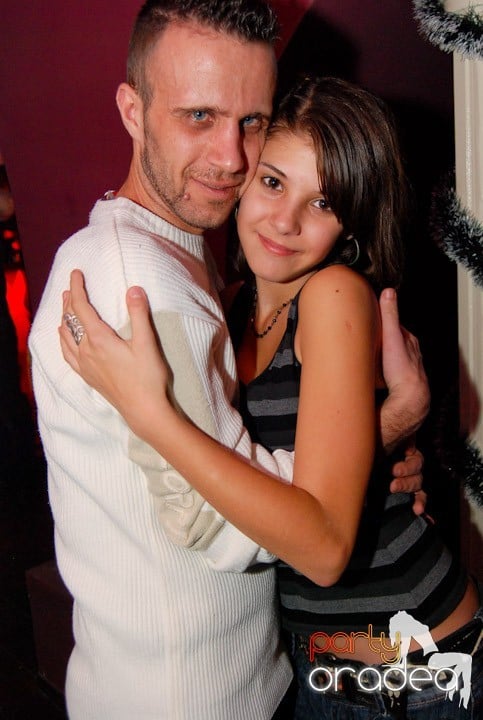 Massive House Attack în Club Atti's,