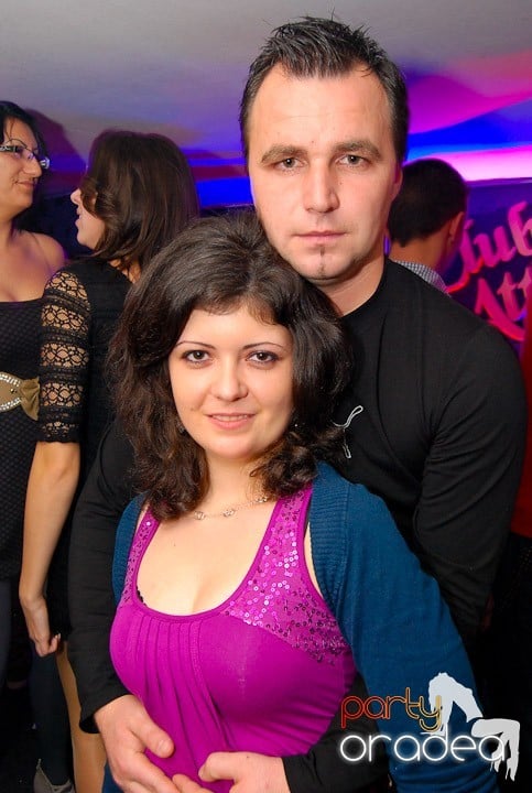 Massive House Attack în Club Atti's,