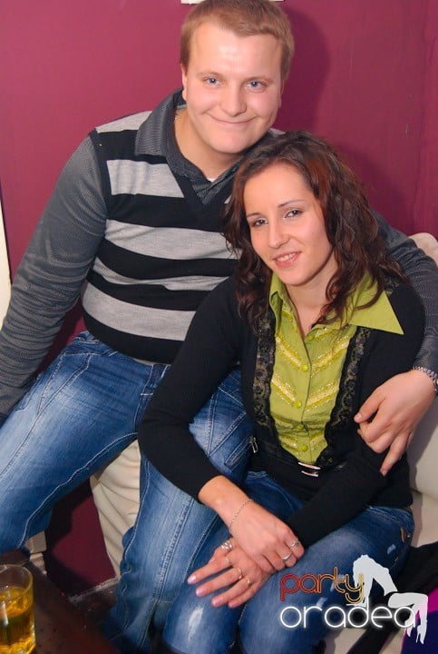 Massive House Attack în Club Atti's,