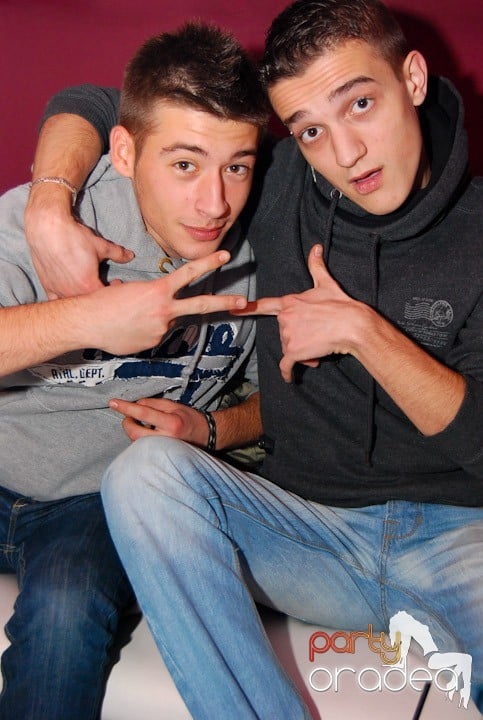 Massive House Attack în Club Atti's,