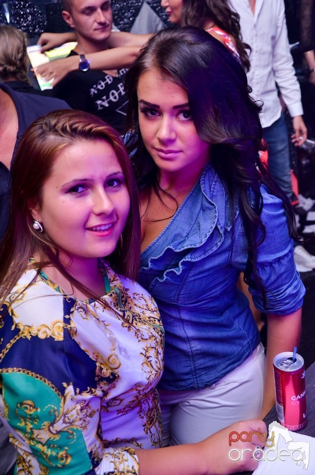 MC Adi Mihăilă şi DJ Energy K în The One,