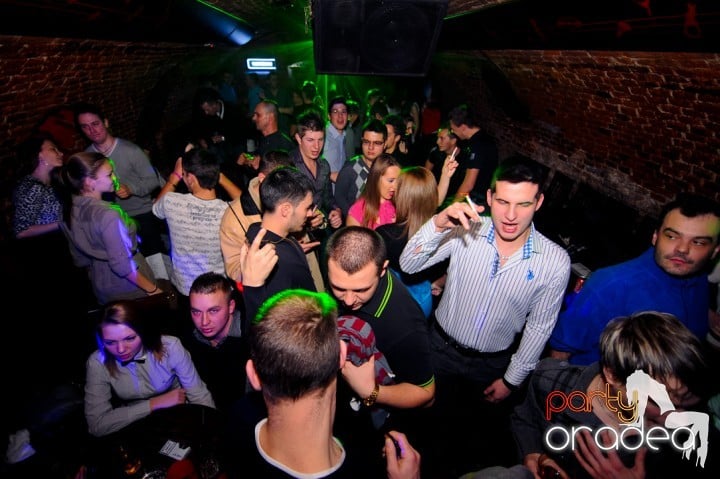 Miercuri noaptea e party în Escape!,