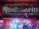 Mike Godoroja & Blue Spirit în Queen's