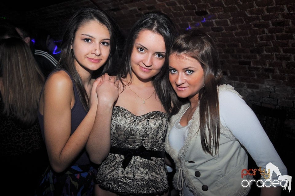 Muzică bună şi distracţie maximă în Escape,