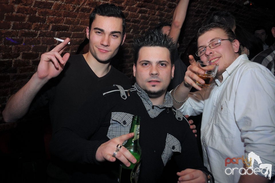 Muzică bună şi distracţie maximă în Escape,