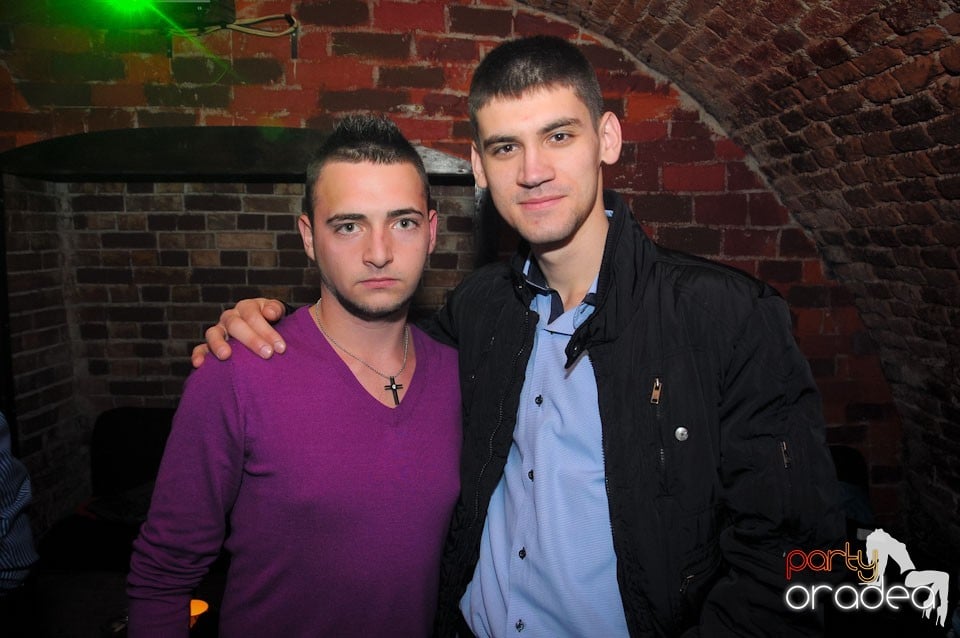 Muzică bună şi distracţie maximă în Escape,