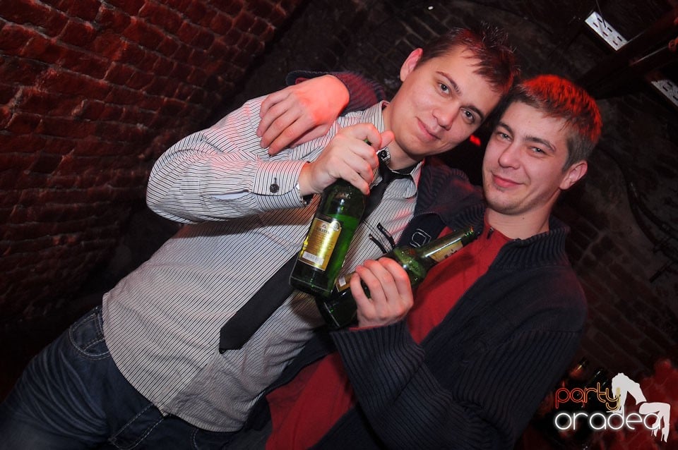 Muzică bună şi distracţie maximă în Escape,