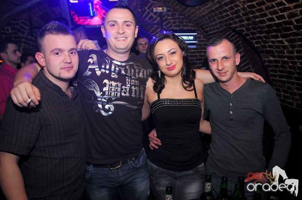 Muzică bună şi distracţie maximă în Escape,