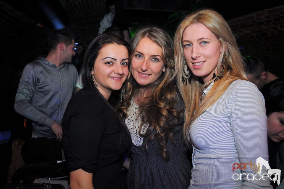 Muzică bună şi distracţie maximă în Escape,
