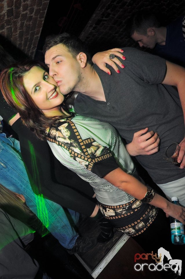 Muzică bună şi distracţie maximă în Escape,