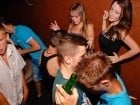 Muzică, distracţie şi voie bună în Club Seven