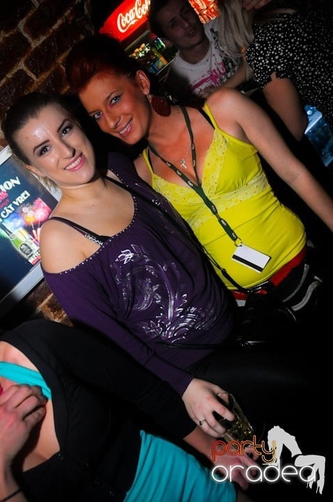 NMD Party în Escape,