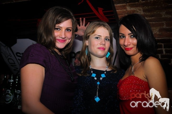 NMD Party în Escape,