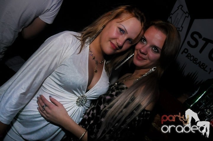 NMD Party în Escape,