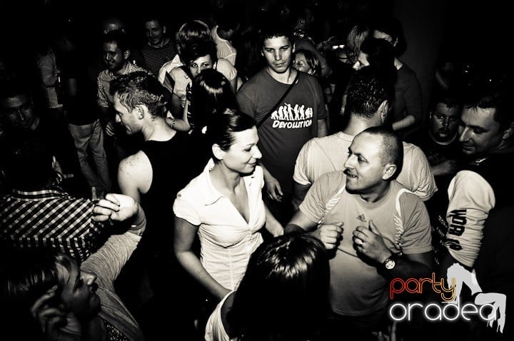 No Restriction Party,