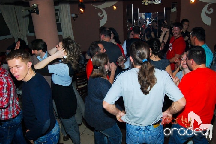 No Restriction Party,