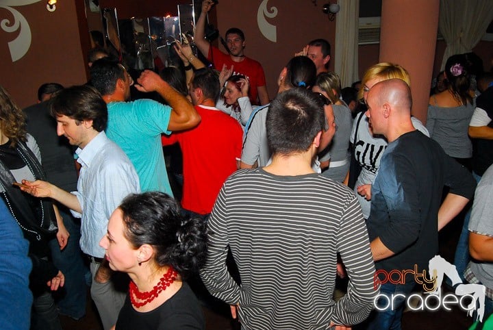No Restriction Party,