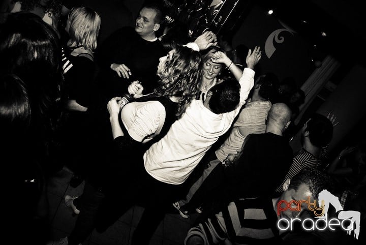 No Restriction Party,