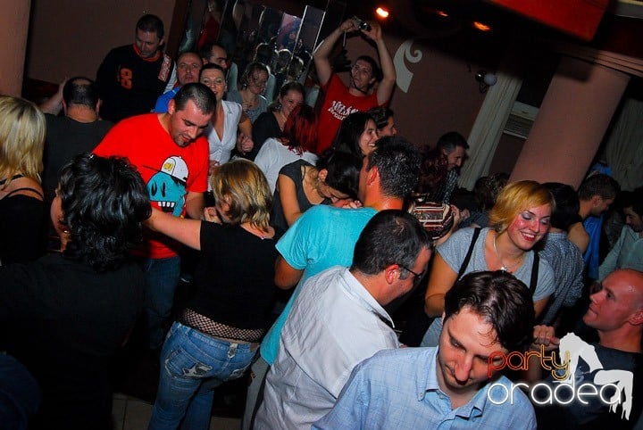 No Restriction Party,