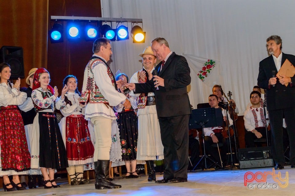 Nunta de aur pentru Nuntaşii Bihorului, Casa de Cultură a Sindicatelor din Oradea