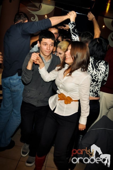 Old School party continuă!, 