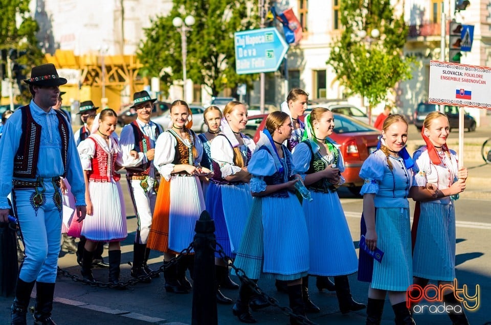 Paradă populară, Oradea