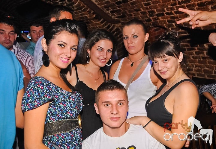 Party all night, 