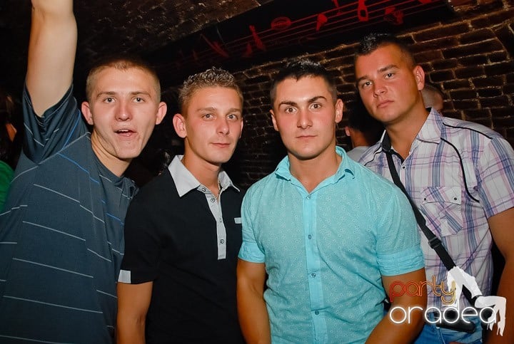 Party all night, 