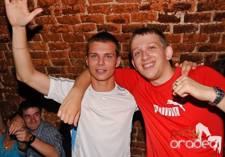 Party all night, 