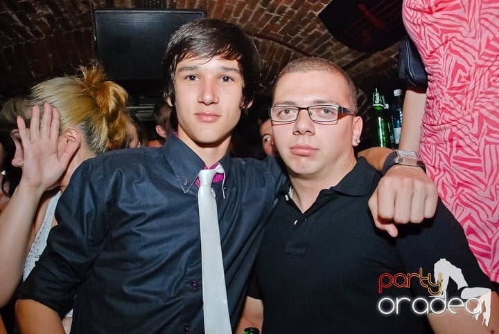 Party all night, 