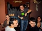 Party anti-fiţe continuă în Chanson