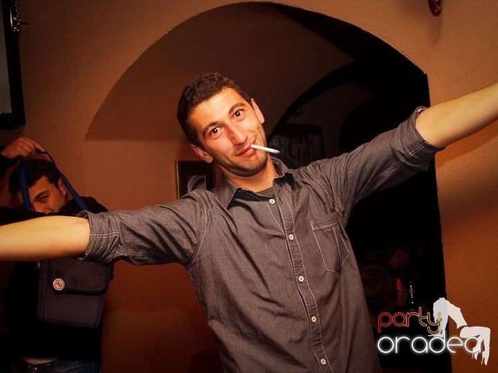 Party anti-fiţe, 