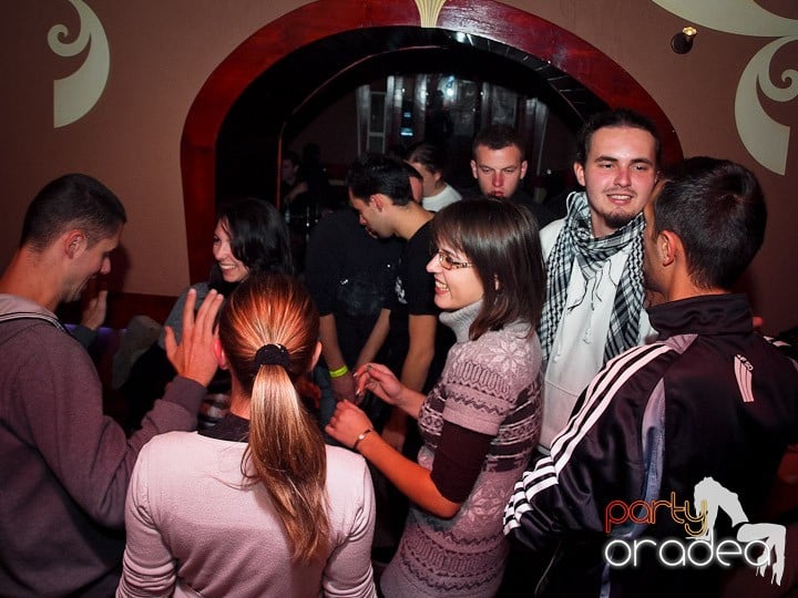 Party anti-fiţe, 