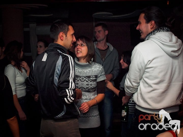Party anti-fiţe, 