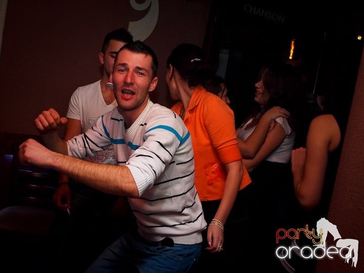 Party anti-fiţe, 