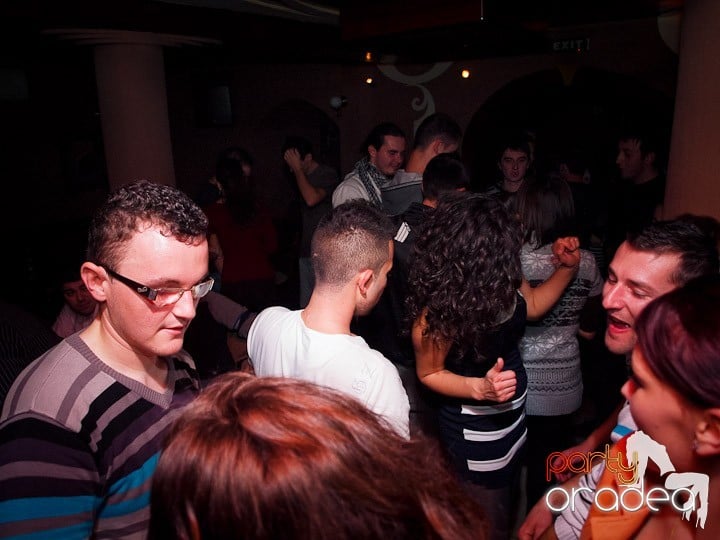 Party anti-fiţe, 