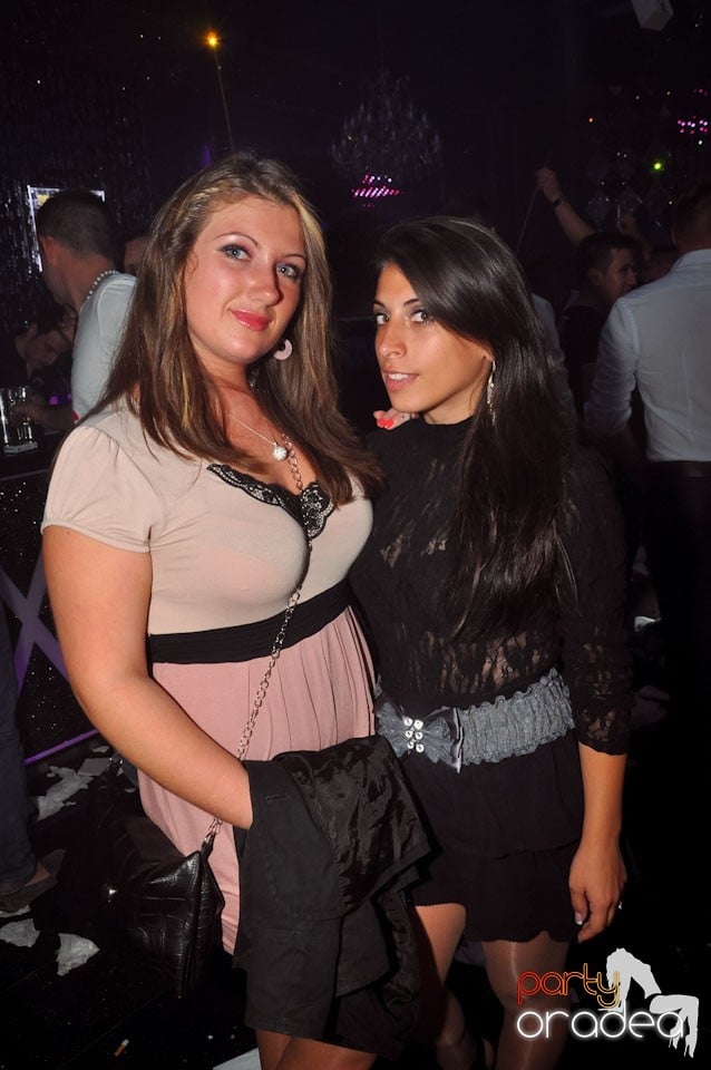 Party cu Roboman în The One, 