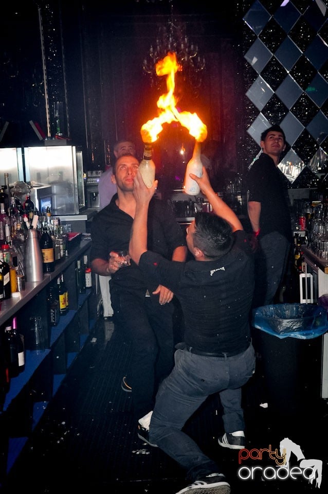 Party cu Roboman în The One, 