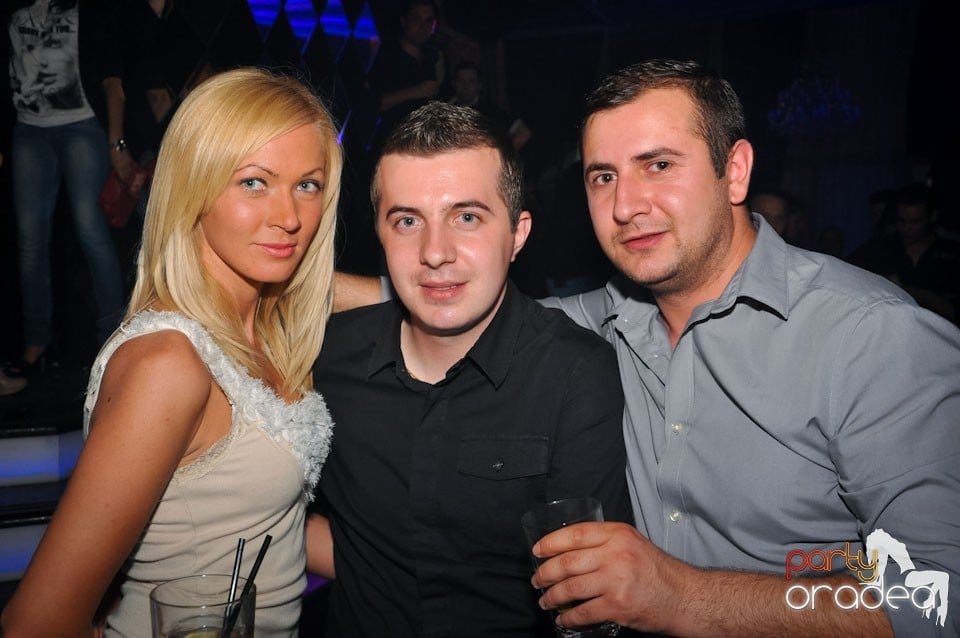 Party cu Roboman în The One, 