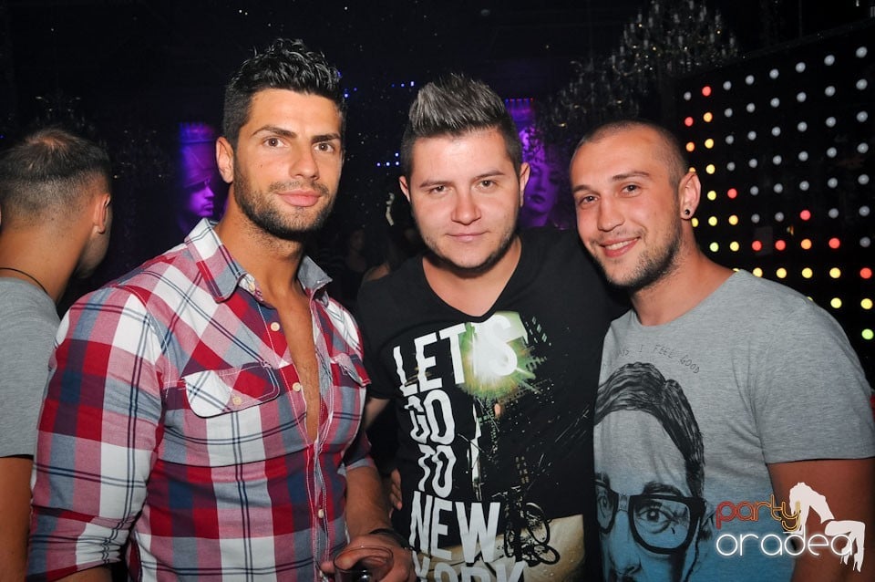 Party cu Roboman în The One, 