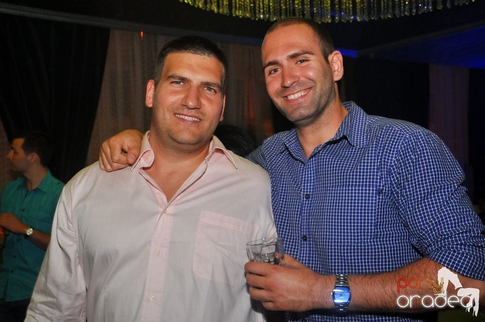 Party cu Roboman în The One, 