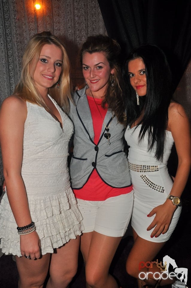 Party cu Roboman în The One, 