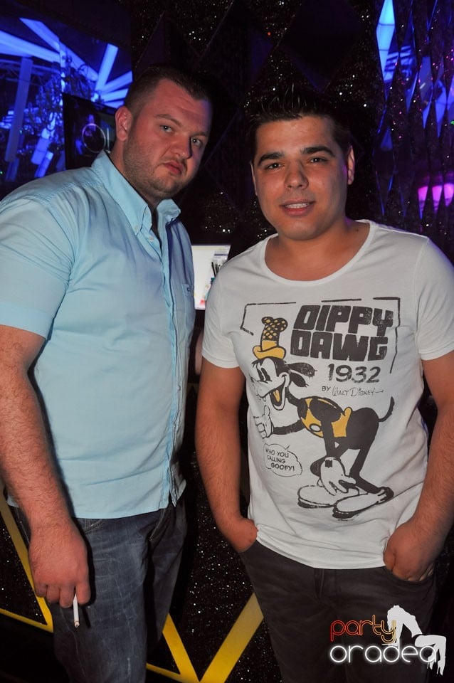 Party cu Roboman în The One, 