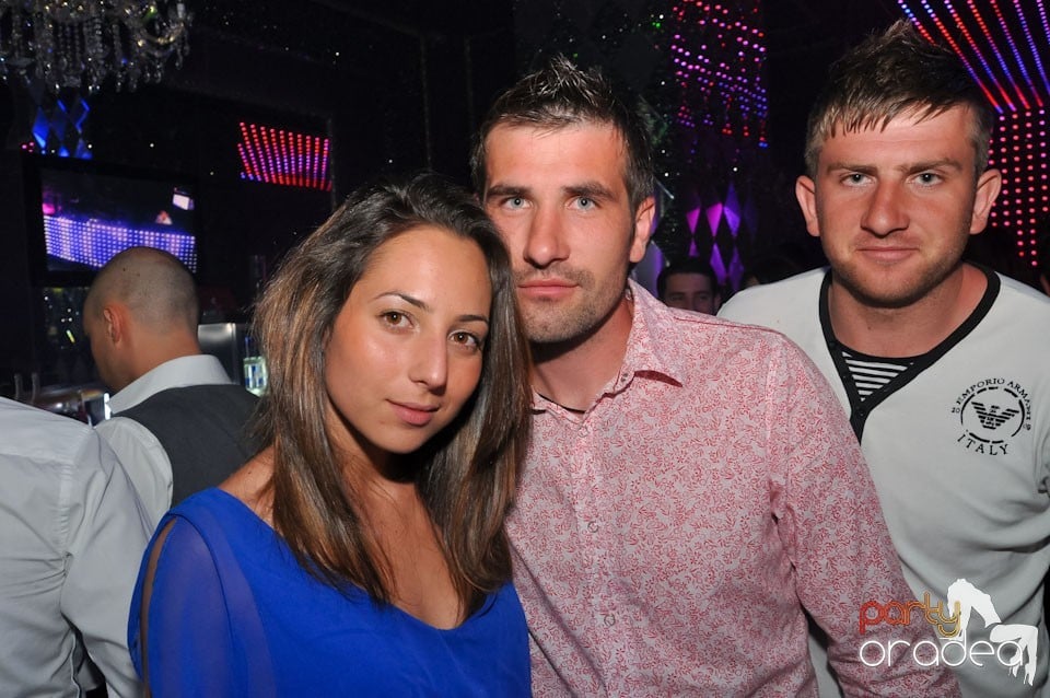 Party cu Roboman în The One, 