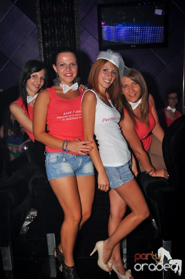 Party cu Roboman în The One, 