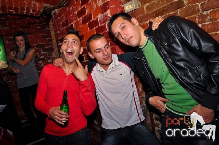 Party @ Escape, 