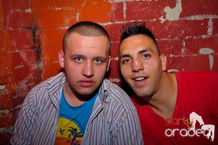 Party @ Escape, 