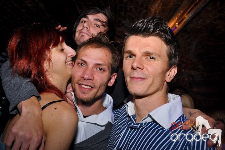 Party @ Escape, 