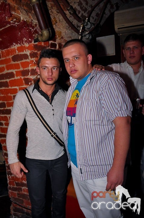 Party @ Escape, 