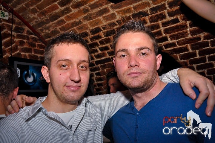 Party @ Escape, 